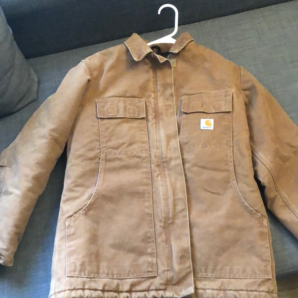 ~ Carhardtt insulated jacket (s) ~